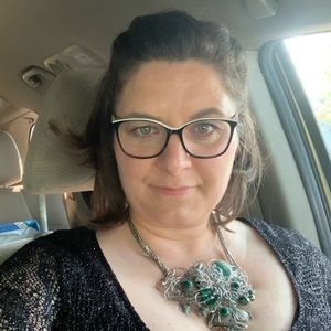 Meet your Posher, Jeanette